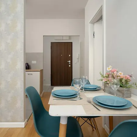 Jesionowa 37 Elegancki I Parking By Renters Wrocław