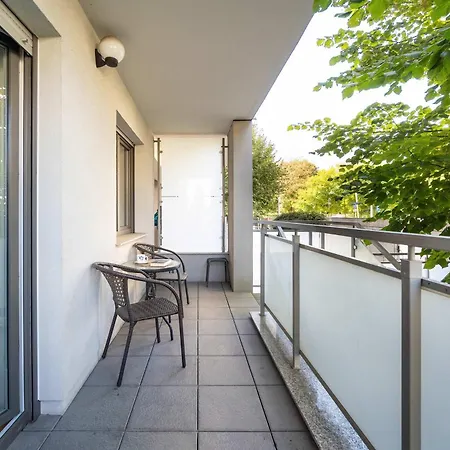 Jesionowa 37 Elegancki I Parking By Renters Apartment Wroclaw