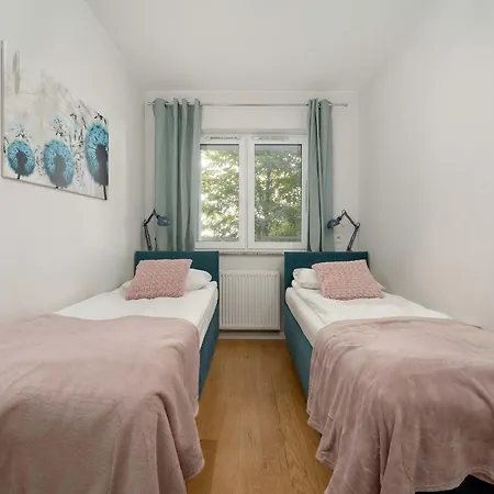 Appartamento Jesionowa 37 Elegancki I Parking By Renters