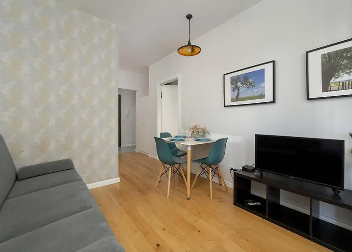 Jesionowa 37 Elegancki I Parking By Renters * Wroclaw